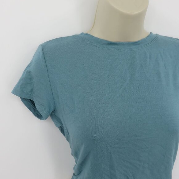 Blogilates Women Medium Reversible Bow Back Tee Cameo Blue Pilates Shirt Top NEW - Picture 2 of 10